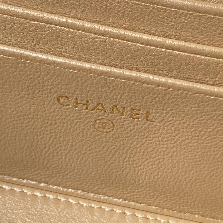 Ch**el cosmetic bags